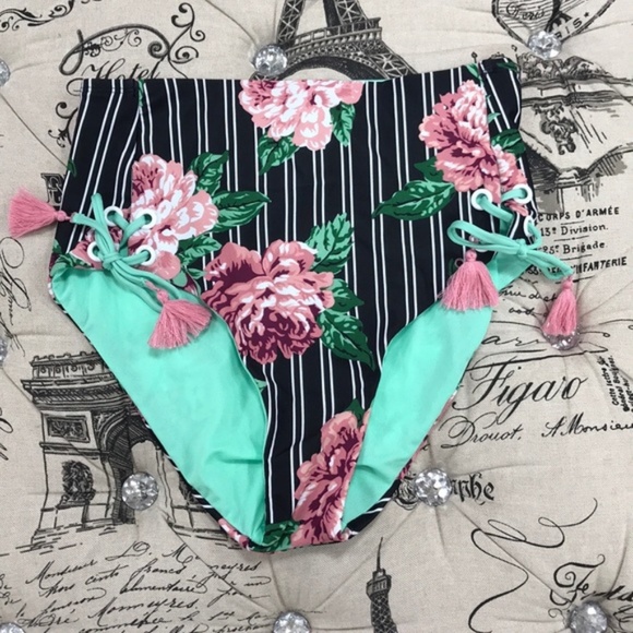 NWOT Mossimo Printed High Waist Lace-Up Bikini Bottom - Picture 3 of 5